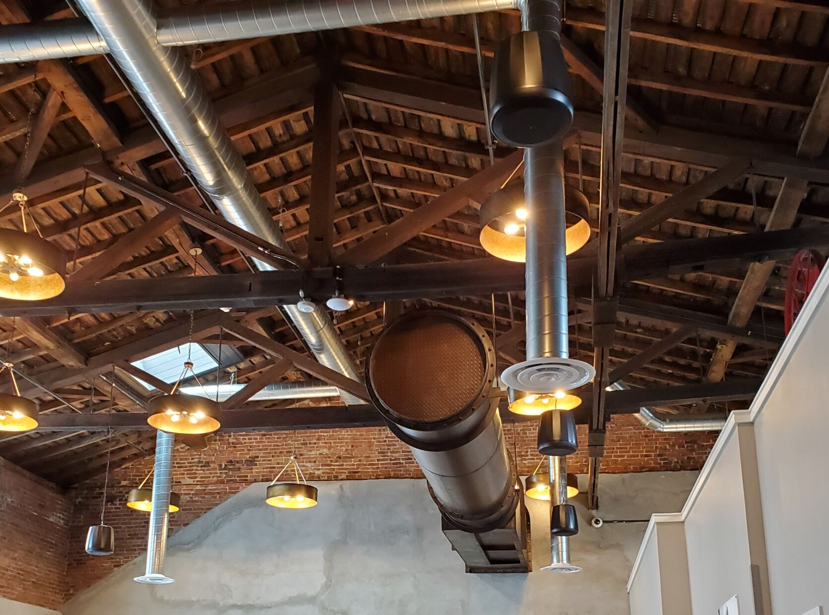 Lobby_exposed pipe_Millwright.jpg